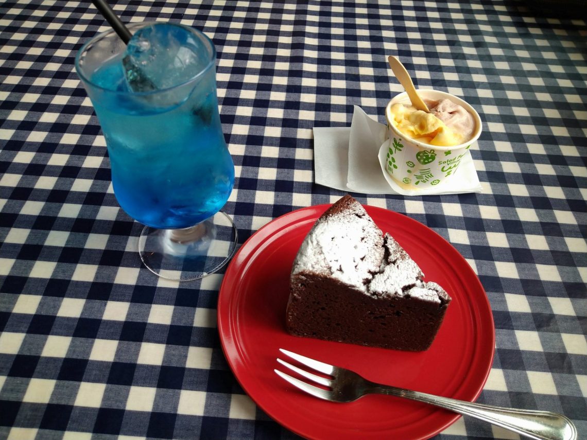サラダファームのカフェ