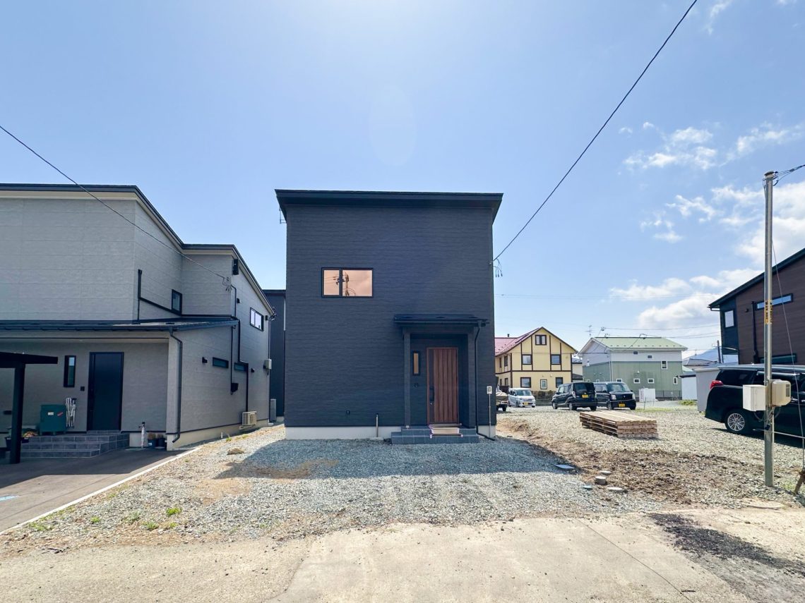 お家アスレチックがある吹抜けリビングのお家