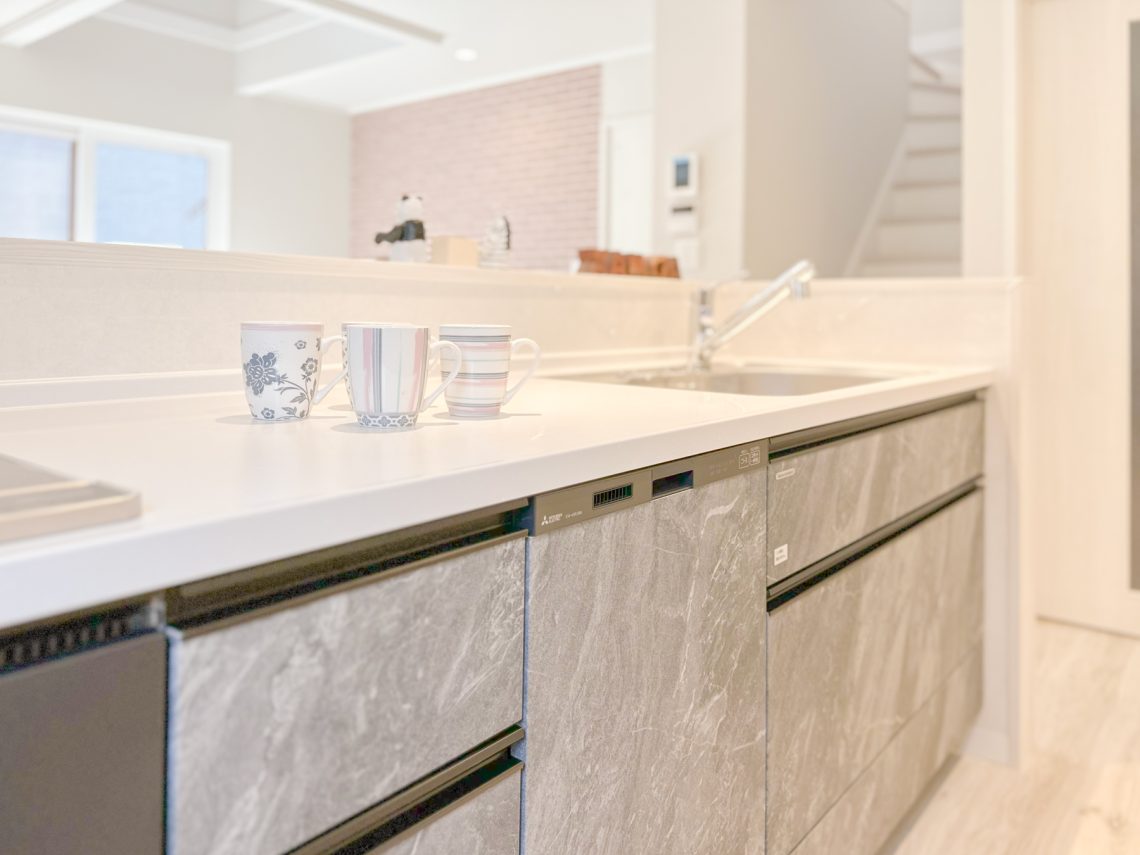 お家アスレチックがある吹抜けリビングのお家