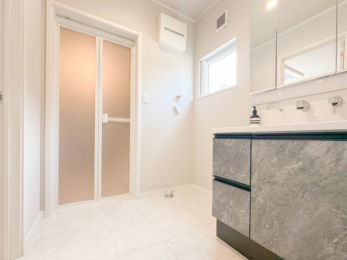 お家アスレチックがある吹抜けリビングのお家