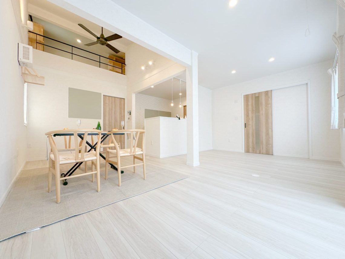 リビング直結型のロフトがある39坪4LDKの平屋