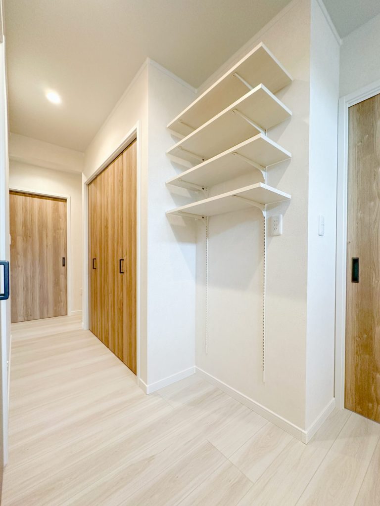 リビング直結型のロフトがある39坪4LDKの平屋