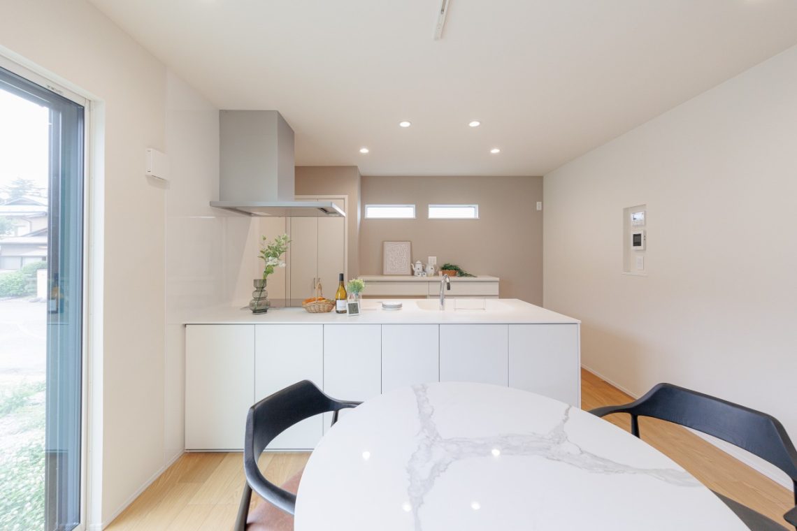 大ボリュームの25坪!吹抜け付きの真似したくなる家事ラク間取り