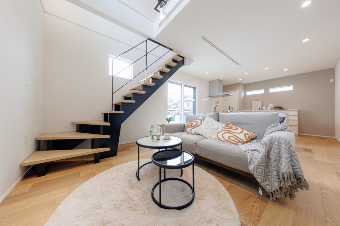 大ボリュームの25坪!吹抜け付きの真似したくなる家事ラク間取り