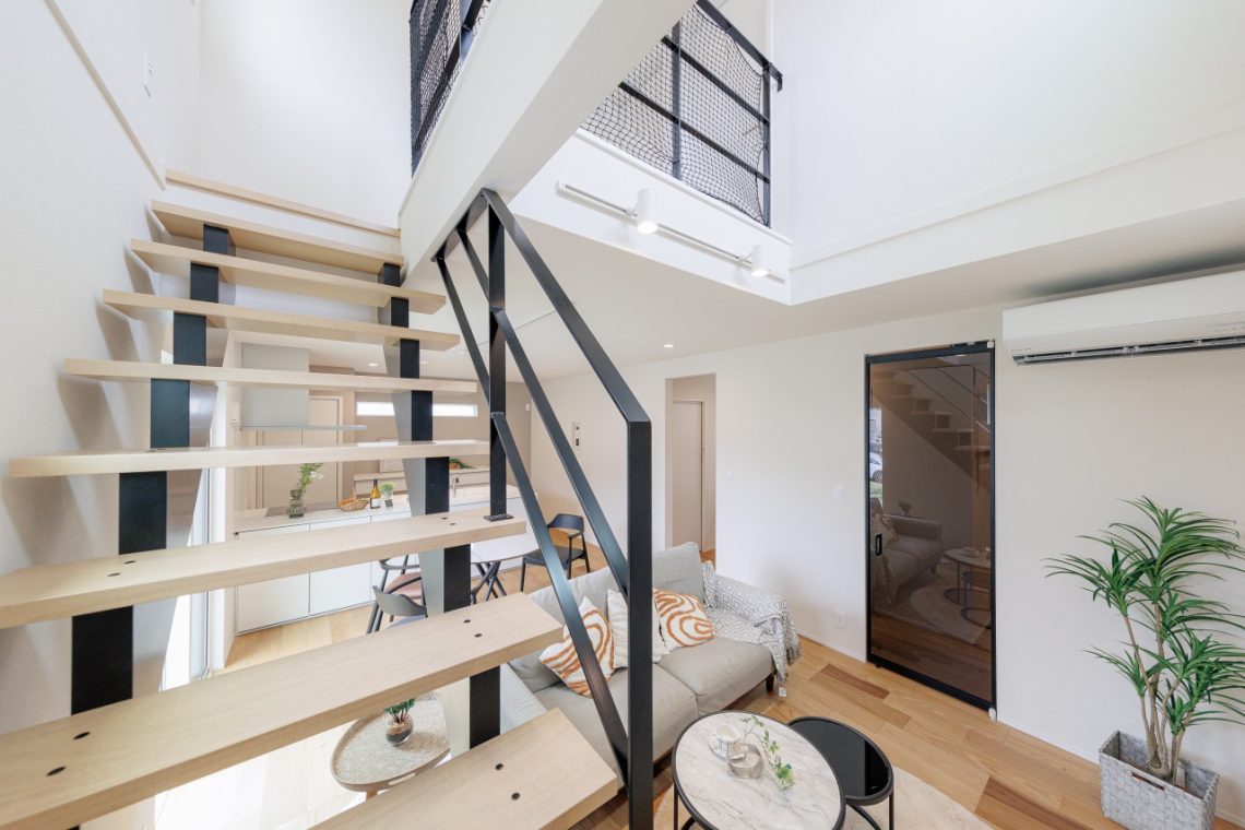 大ボリュームの25坪!吹抜け付きの真似したくなる家事ラク間取り