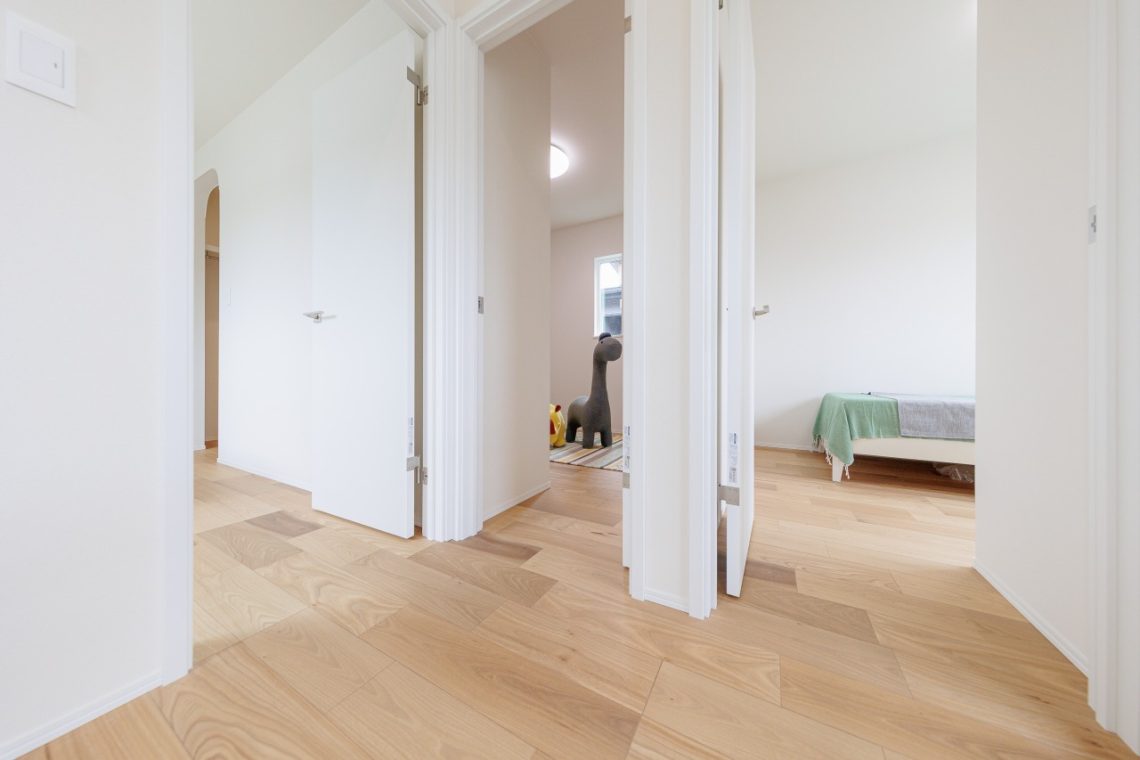 大ボリュームの25坪!吹抜け付きの真似したくなる家事ラク間取り