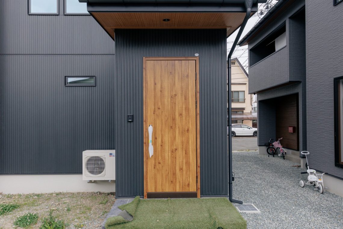 大ボリュームの25坪!吹抜け付きの真似したくなる家事ラク間取り