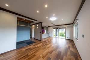 ウッドデッキ　Ｗ2700×Ｄ900