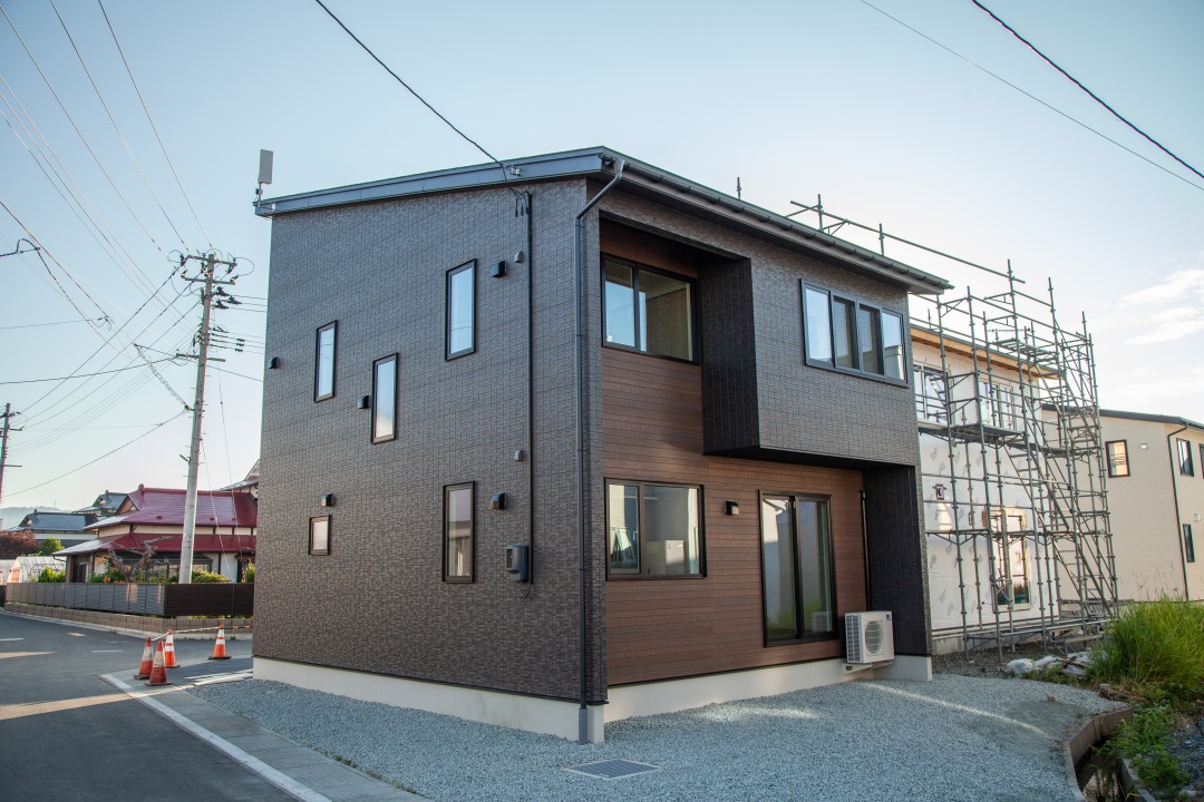 猫と暮らすサンルームがあるお家