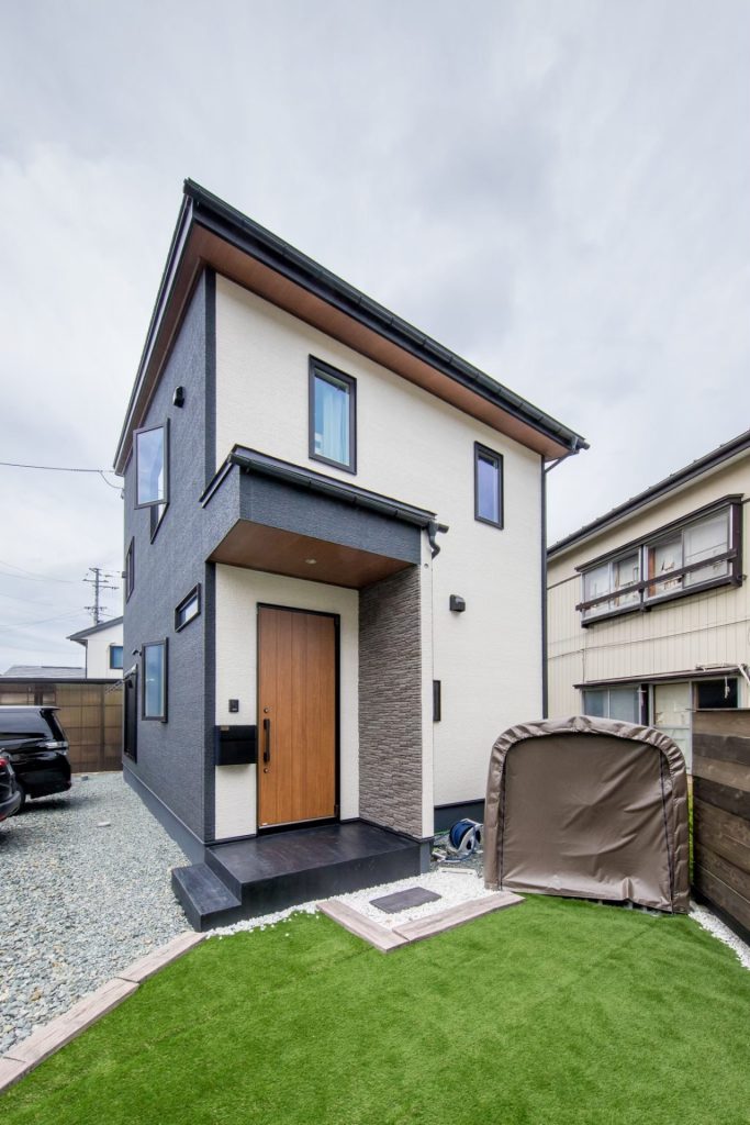 家族みんなの思い出になる塗り壁カウンター