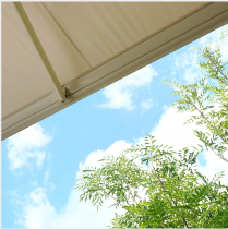 オーニング (日よけ)