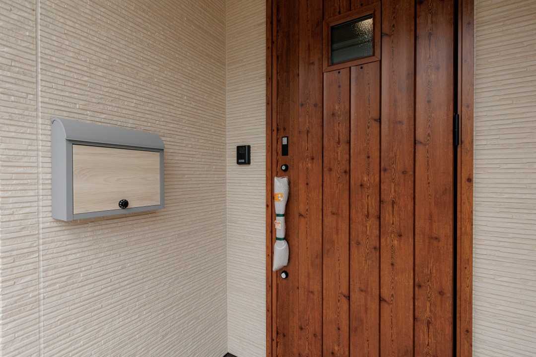 小屋裏収納付きの回遊動線で家事ラクの規格住宅