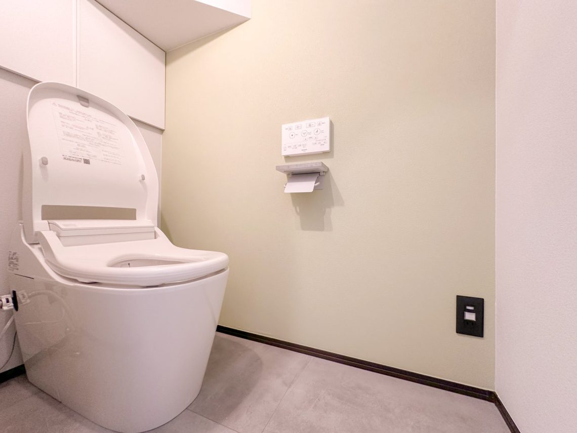 20坪の吹抜け付きのロフト付き平屋