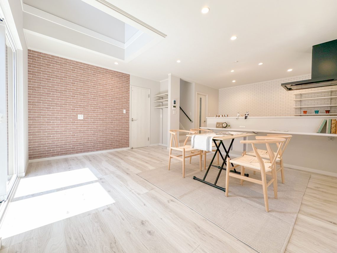 お家アスレチックがある吹抜けリビングのお家