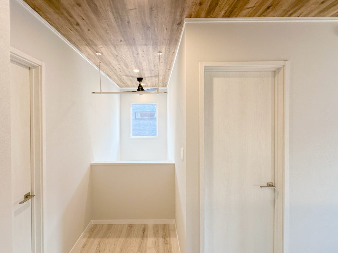 お家アスレチックがある吹抜けリビングのお家