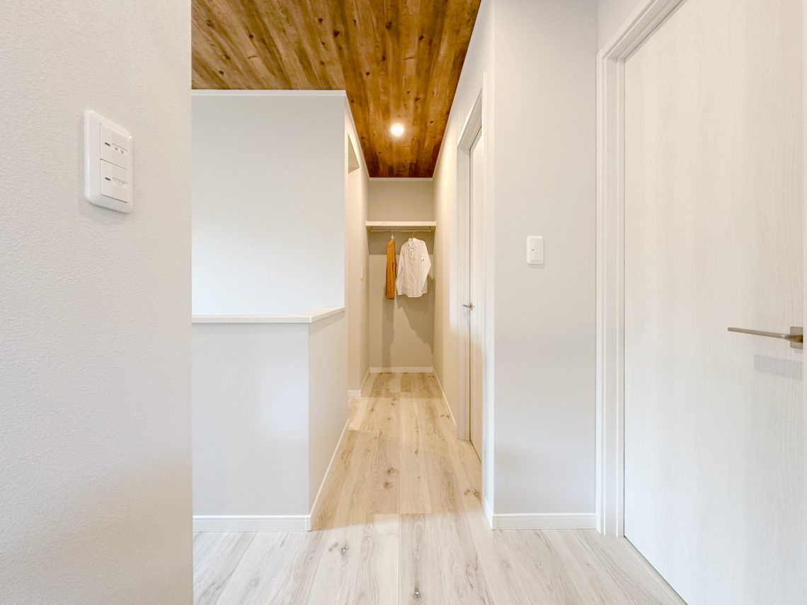 お家アスレチックがある吹抜けリビングのお家