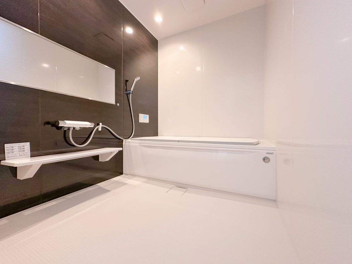 わさびグリーンの外壁がかわいいスキップフロアがあるお家